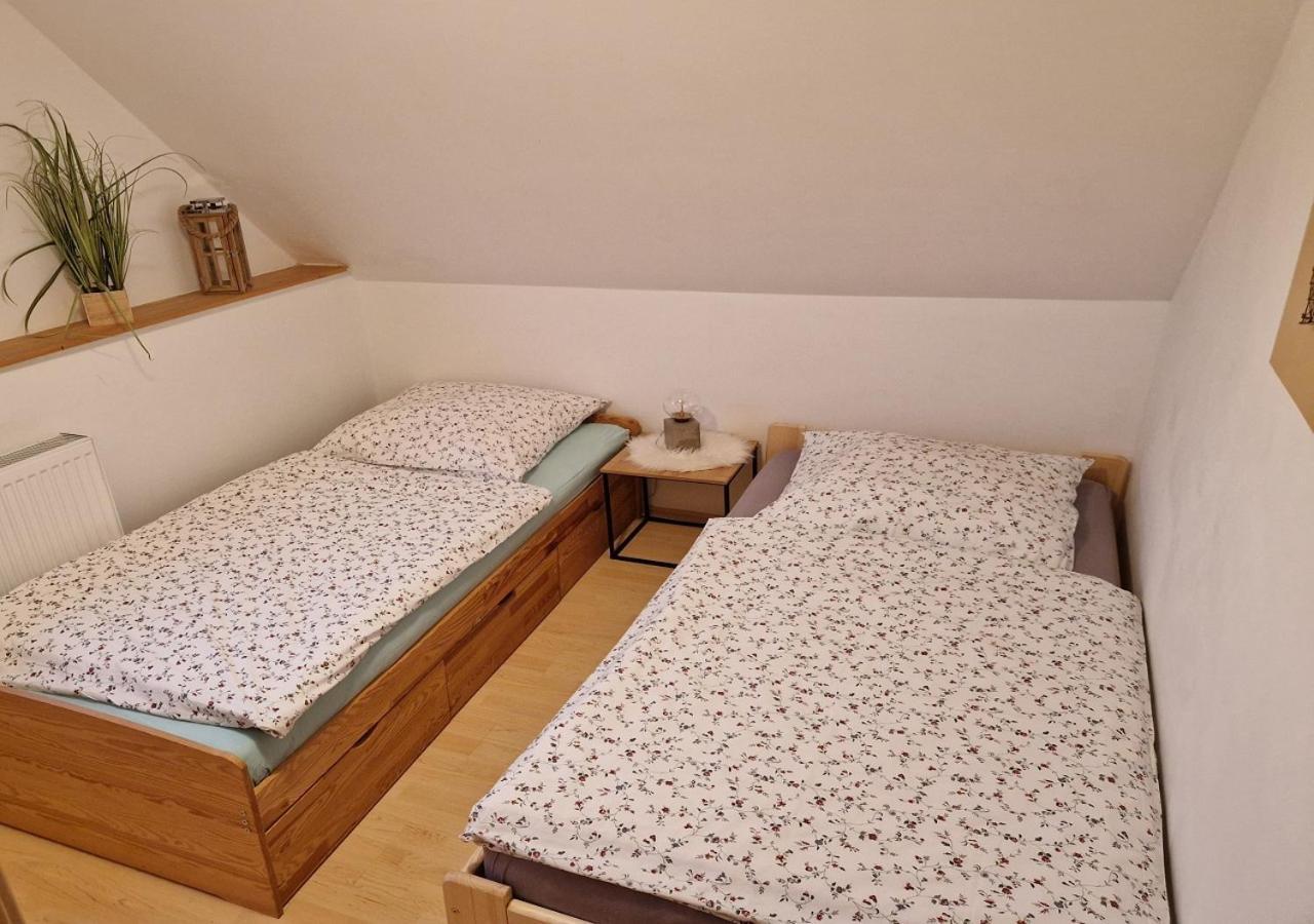 Ferienhaus Polly Rabenau ภายนอก รูปภาพ